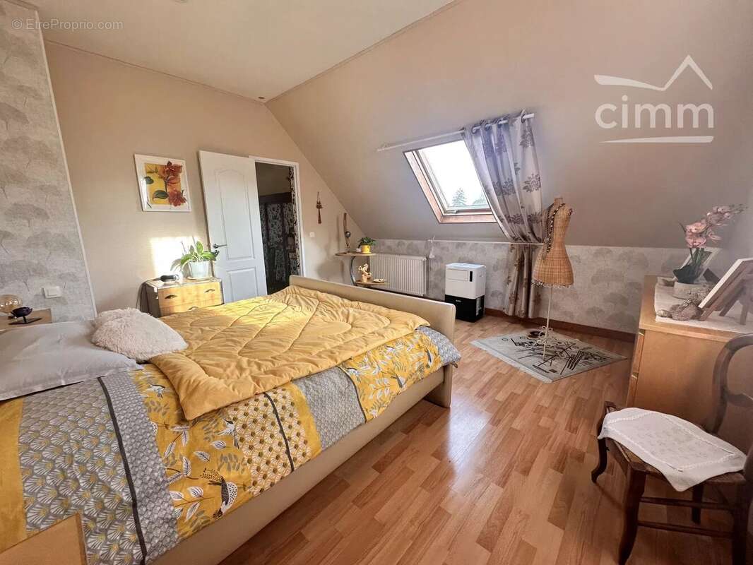 Maison à CONGIS-SUR-THEROUANNE