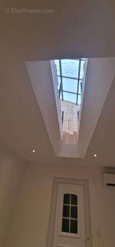 Appartement à L'ISLE-SUR-LA-SORGUE