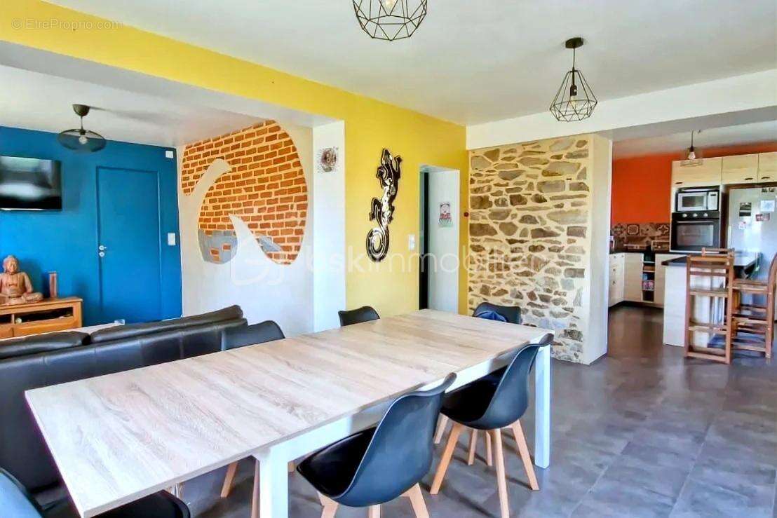Maison de Campagne à Étrelles (35) – Calme, Espace et Sérénité - photo 3