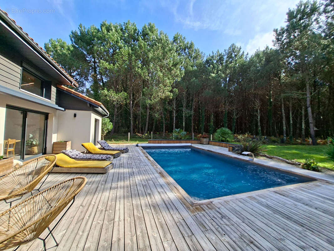 Maison à MOLIETS-ET-MAA