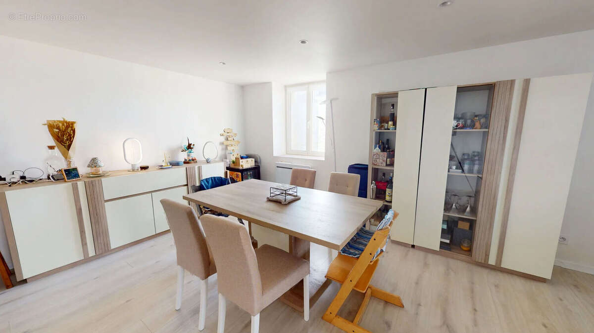 Appartement à LE RUSSEY