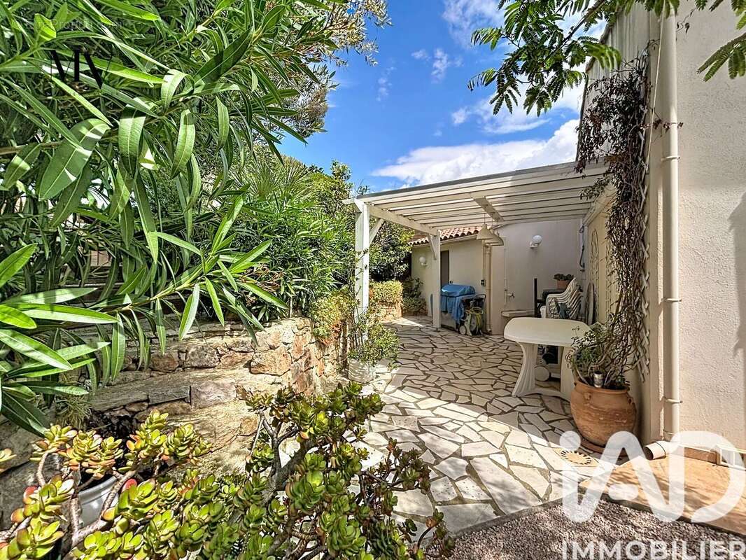 Photo 4 - Maison à BANDOL