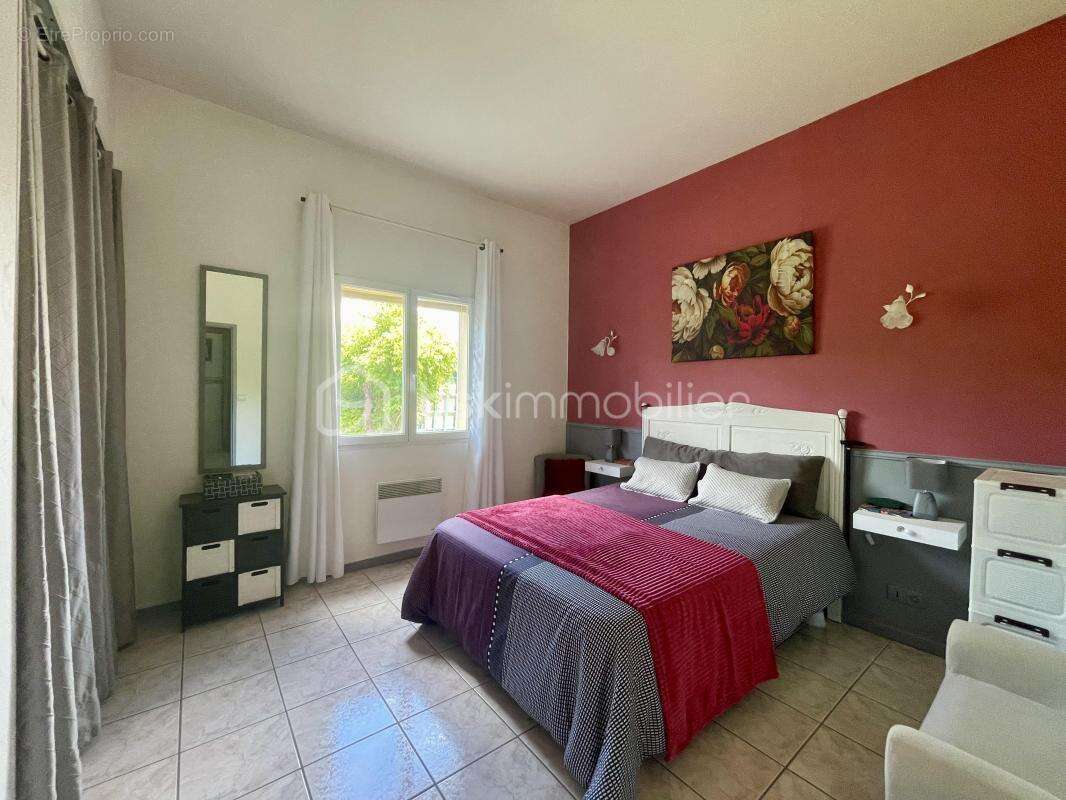 Maison à LE PALAIS-SUR-VIENNE