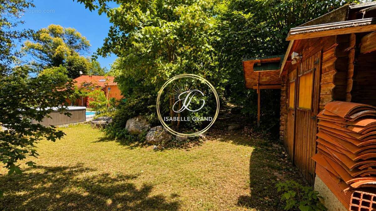 Maison 183 m² à Prades  - photo 22