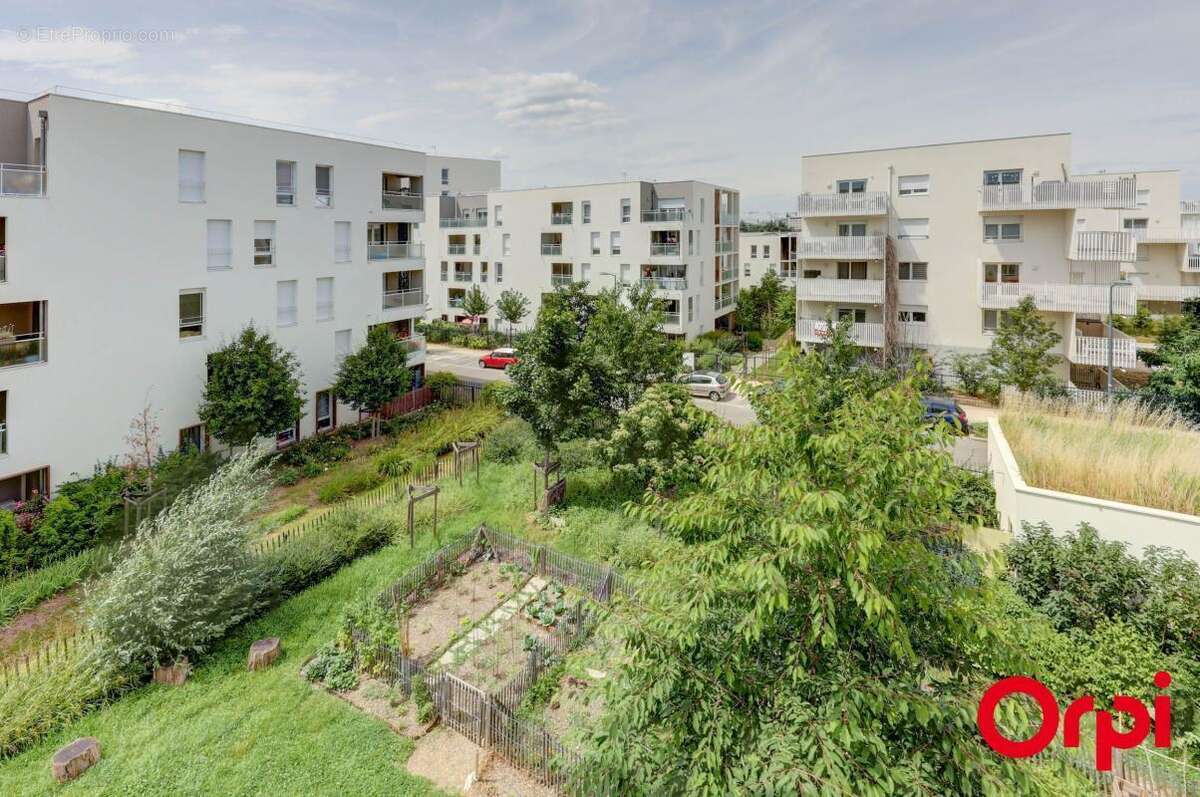 Appartement à VAULX-EN-VELIN