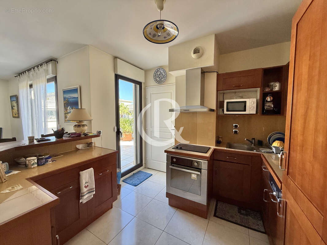 Appartement à HYERES