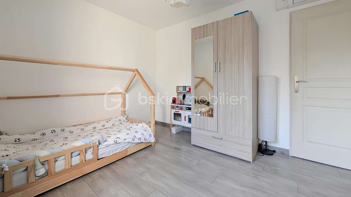 Maison à CORBEIL-ESSONNES