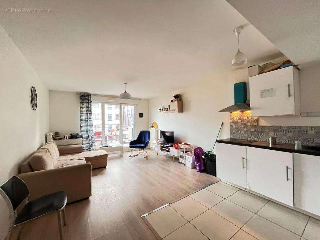 Appartement à COLOMBES