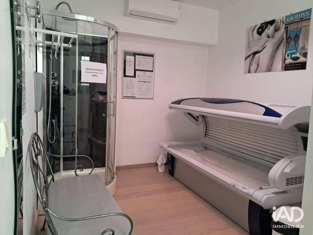 Photo 5 - Commerce à LEZIGNAN-CORBIERES