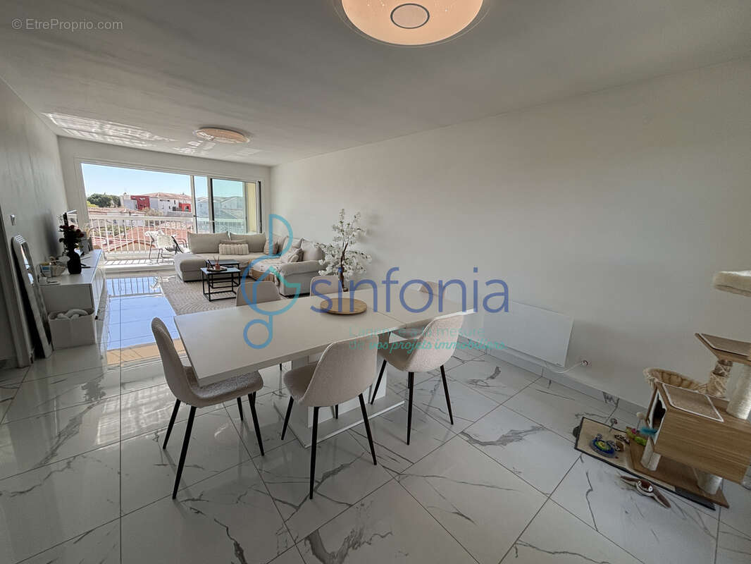 Appartement à LUNEL
