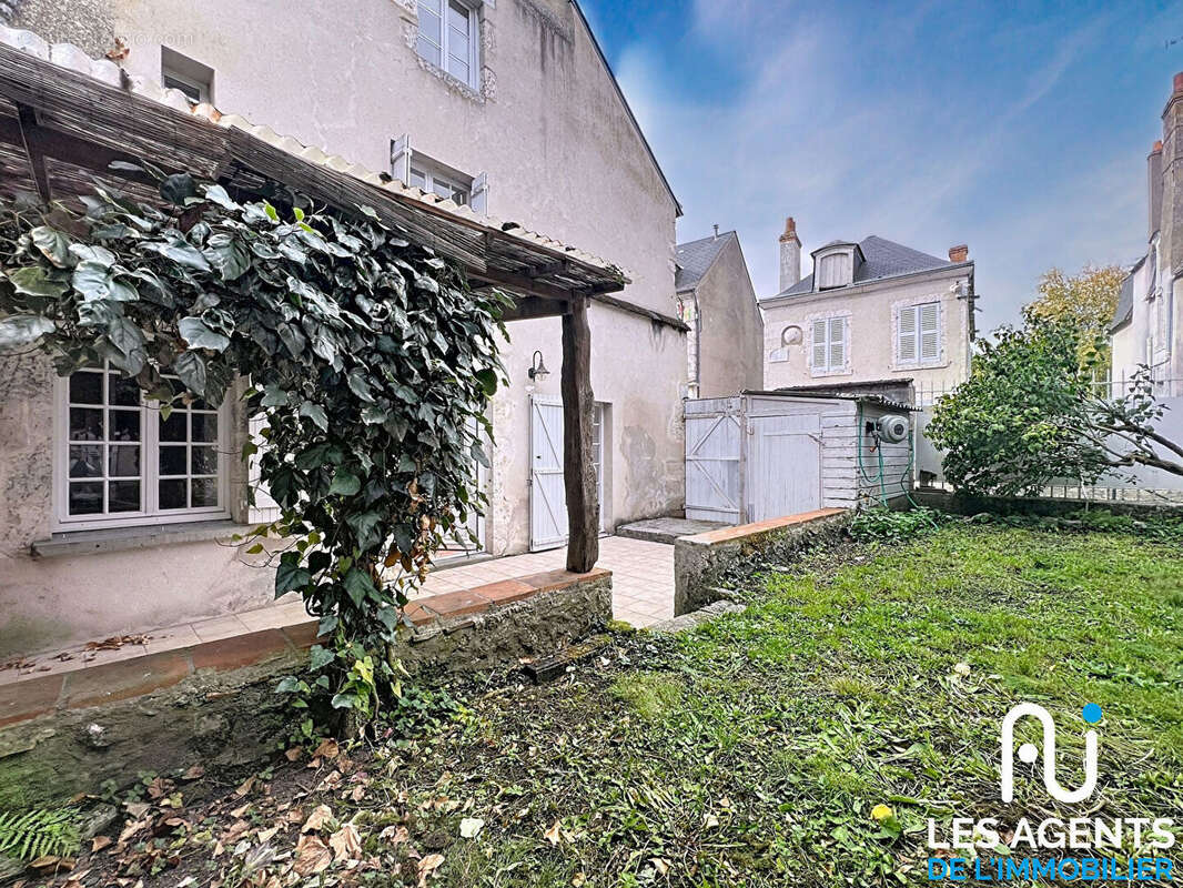 Maison à MEUNG-SUR-LOIRE