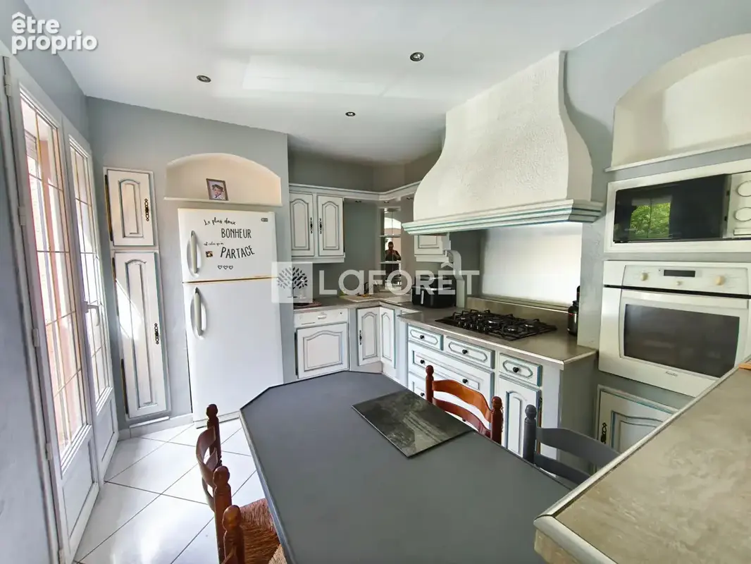 Maison de plain-pied à Reynès avec terrain - photo 5