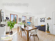 Appartement à SAINT-JULIEN-LES-VILLAS