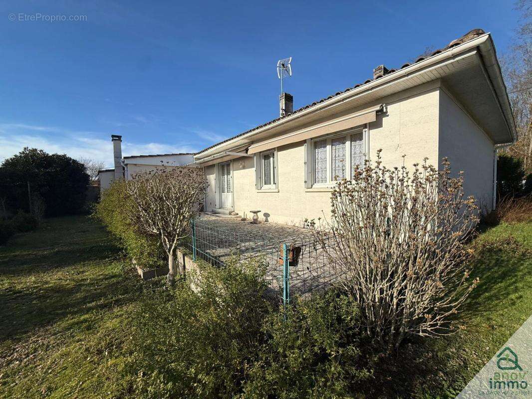Maison à NERSAC