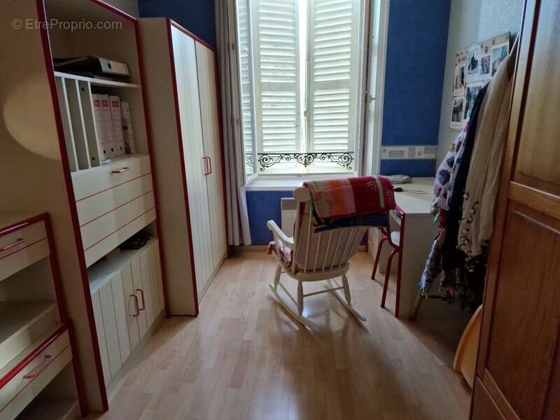 Appartement à CONTREXEVILLE