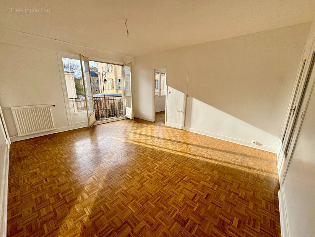 Appartement à VERSAILLES