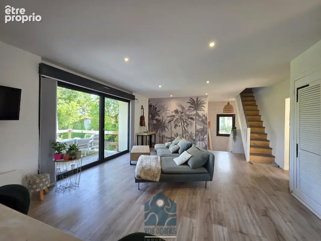 Maison 7 pièces avec garage, terrasses et jardin - photo 2
