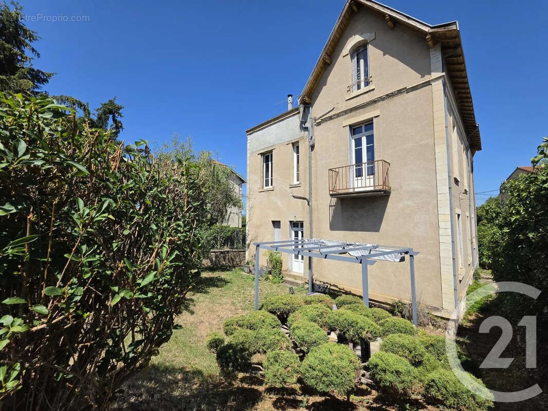 Maison 220 m² à Brioude  - photo 2