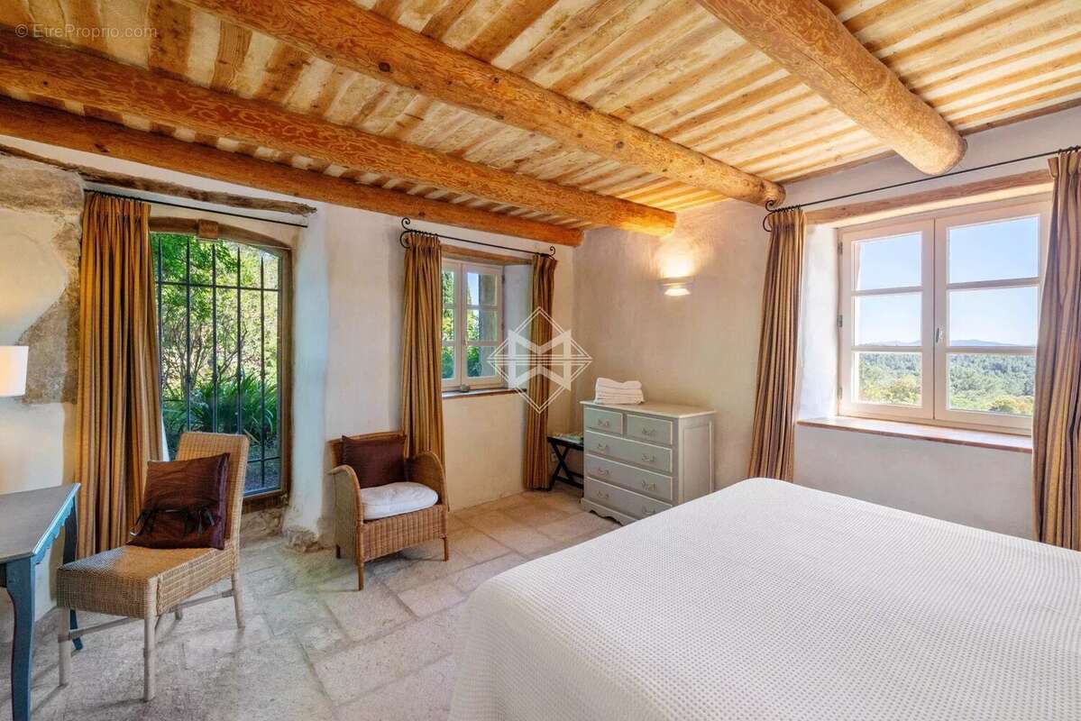 Maison à CALLAS