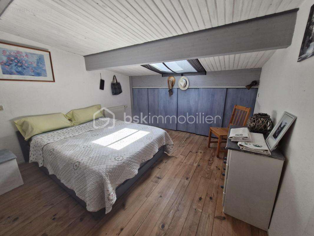 Maison à PORT-SAINTE-FOY-ET-PONCHAPT