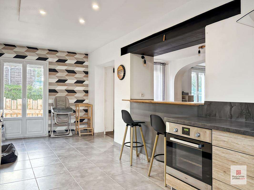 Maison à DISSE-SOUS-LE-LUDE