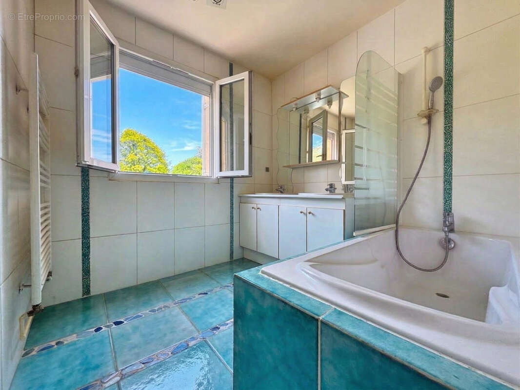 Maison à SAINT-MAURICE