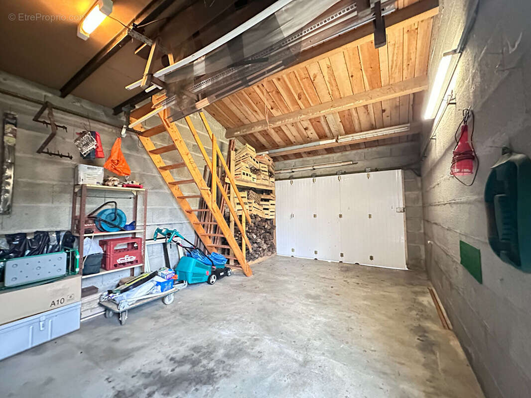 Maison à SAINT-JULIEN-DES-LANDES