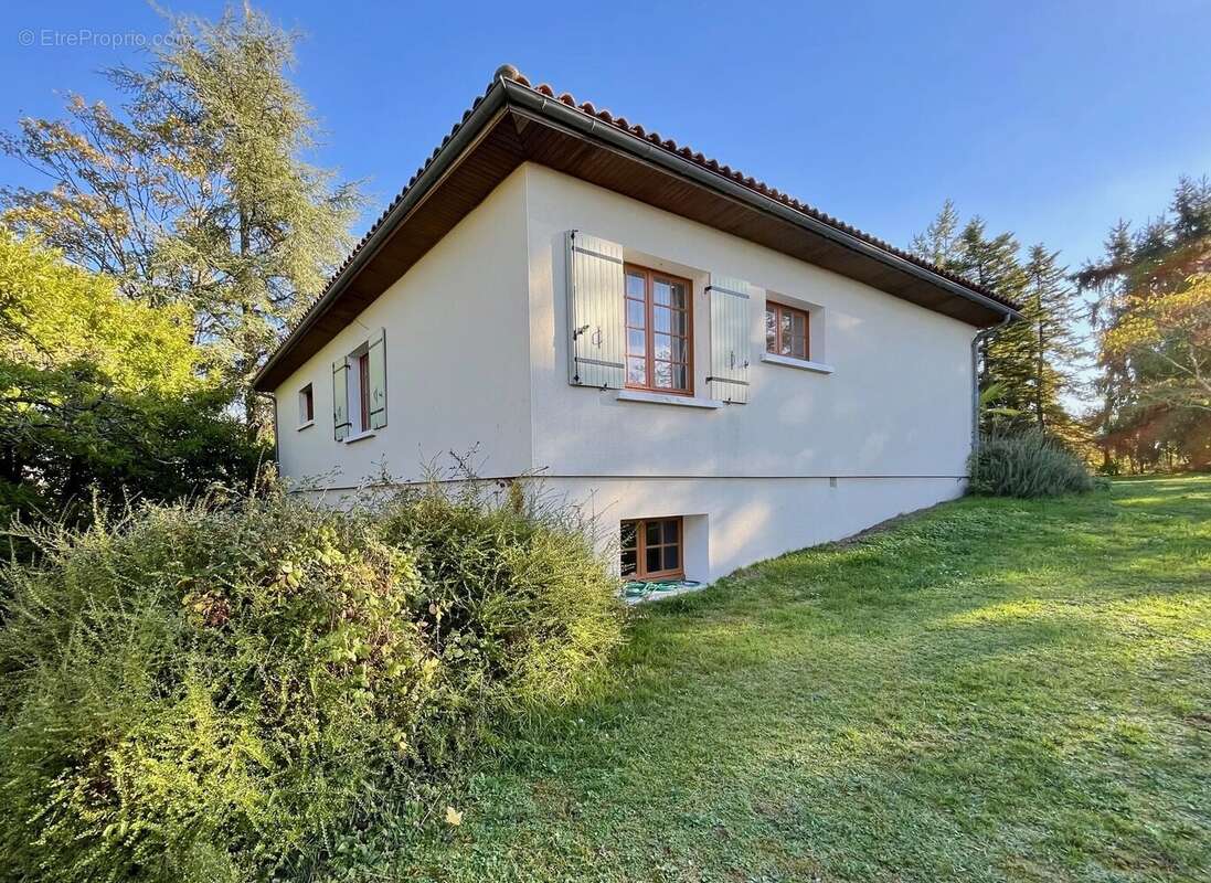 Maison à SAINT-ROMAIN