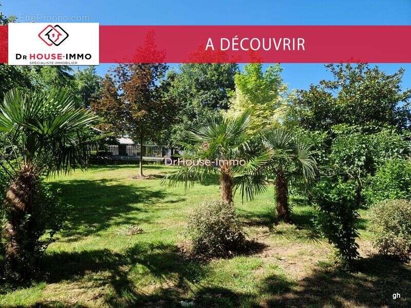 Maison à SAINT-GEORGES-DE-REINTEMBAULT