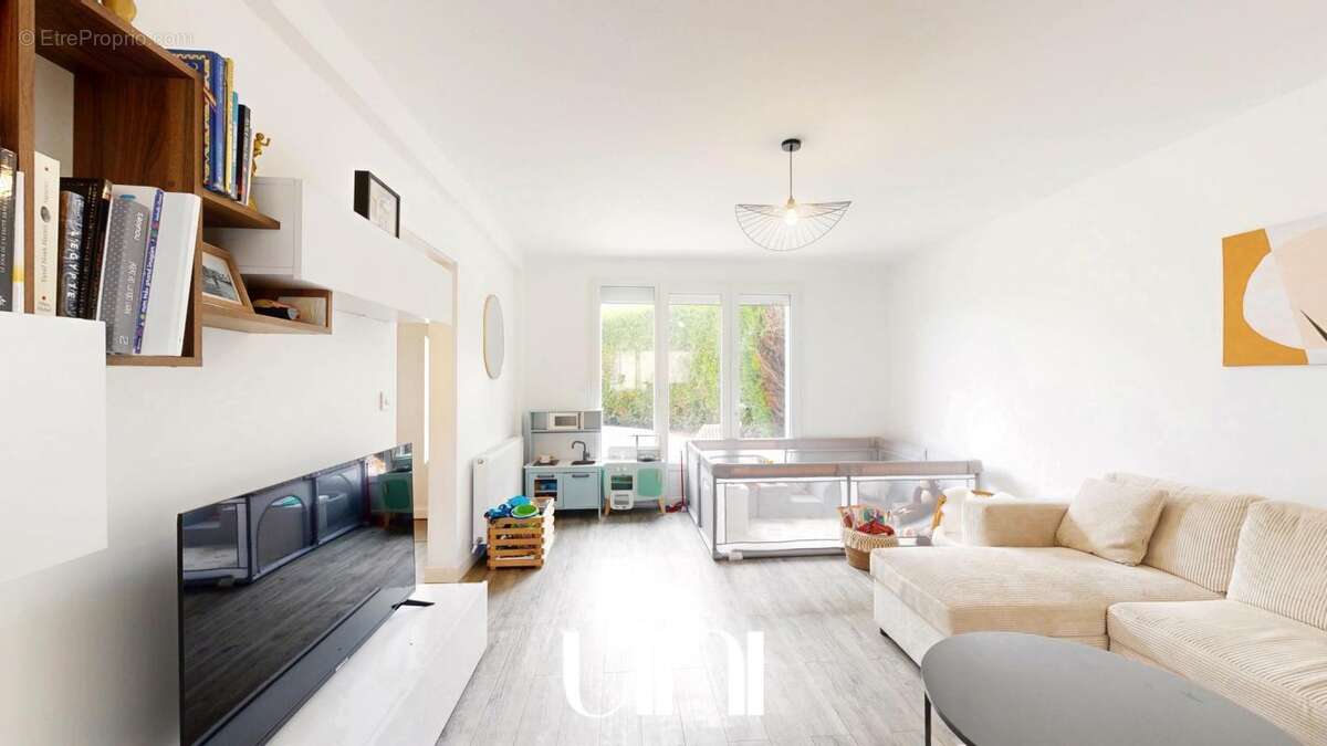 Maison à SAINT-PIERRE-SUR-DIVES