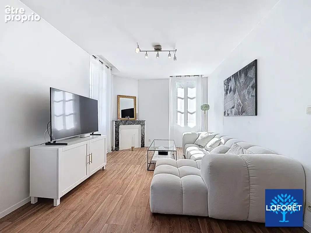 À vendre appartement 4 pièces lumineux dans un cadre exceptionnel à Blois - photo 4