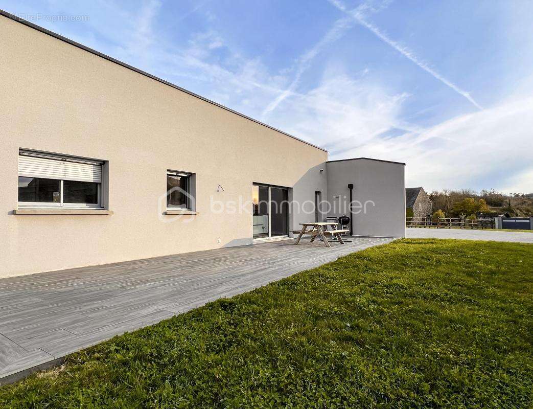 Maison à BLAINVILLE-SUR-MER