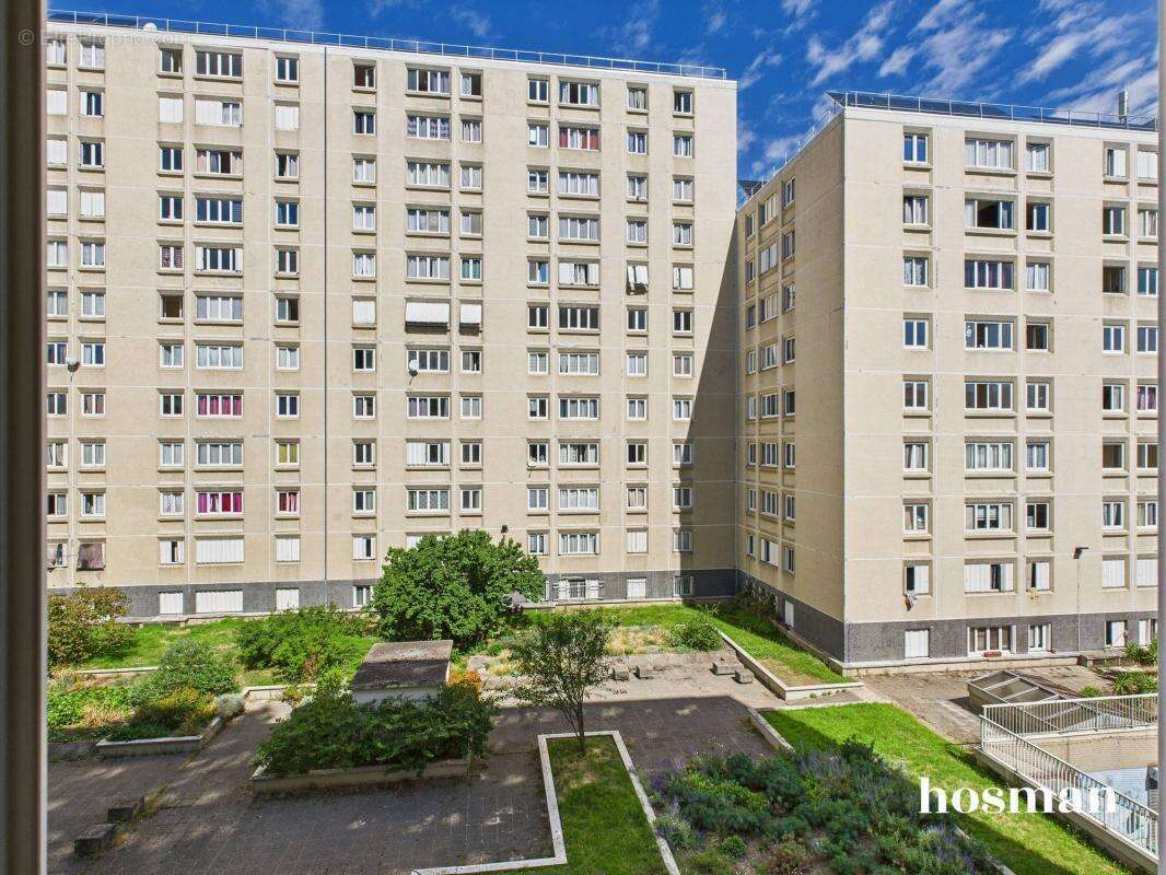 Appartement à PARIS-19E