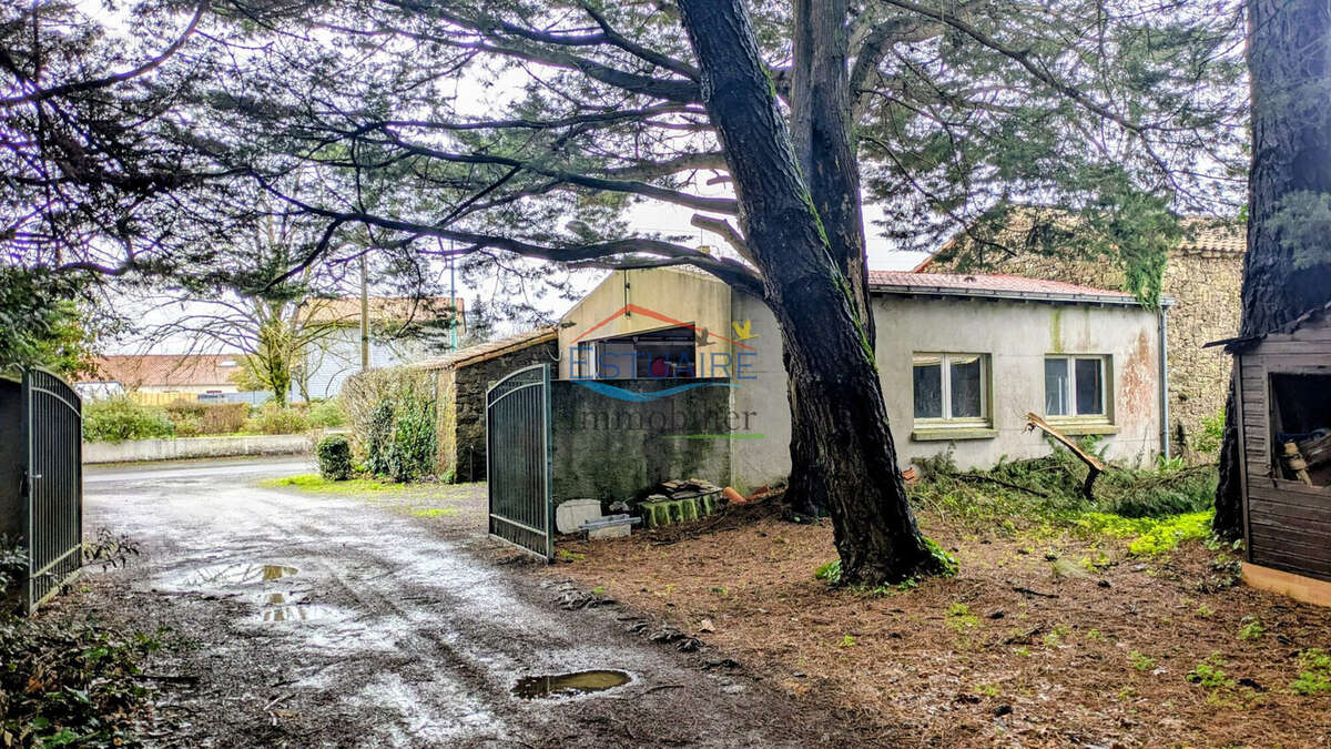 Maison à AIGREFEUILLE-SUR-MAINE