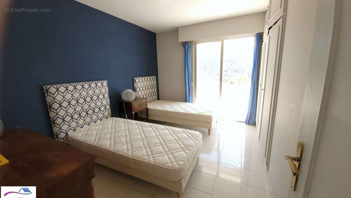 Appartement à MANDELIEU-LA-NAPOULE