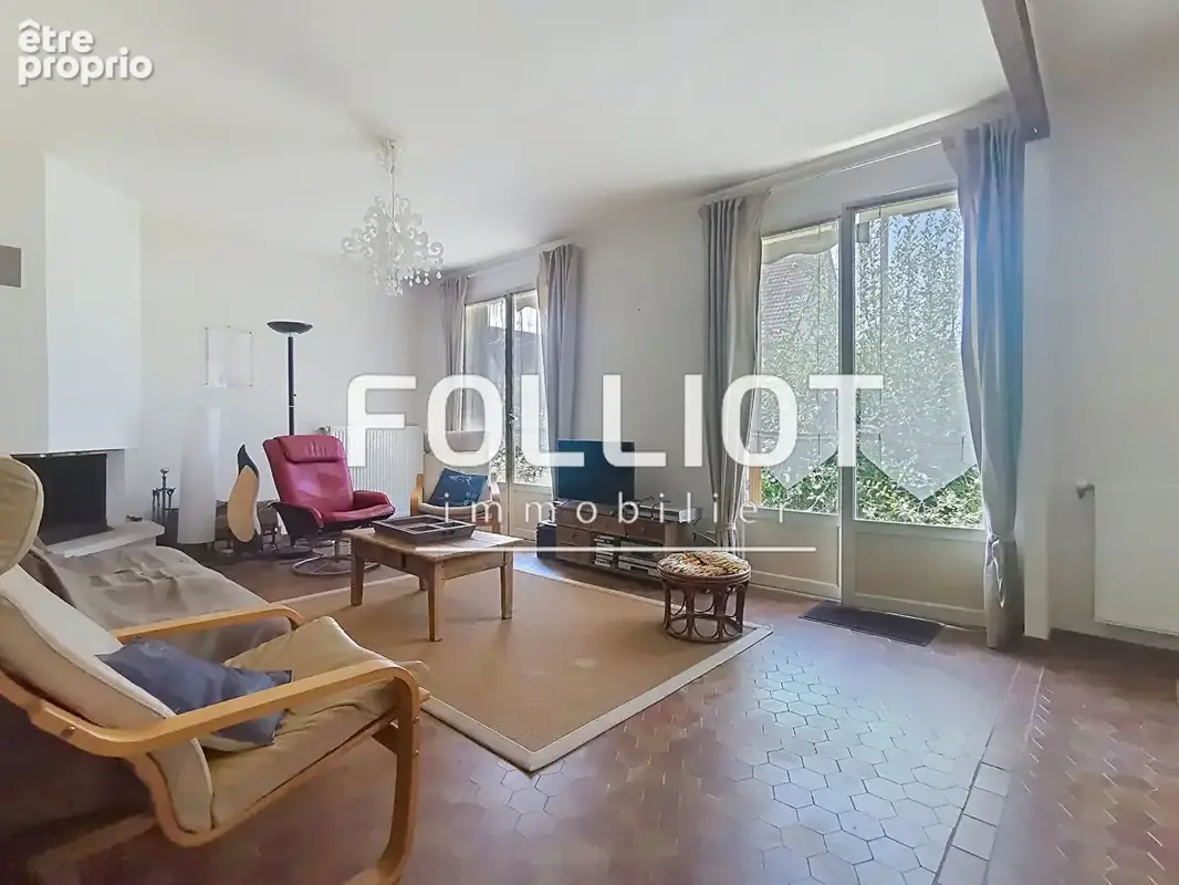 Maison à vendre à Jullouville - Référence 141996 - photo 2