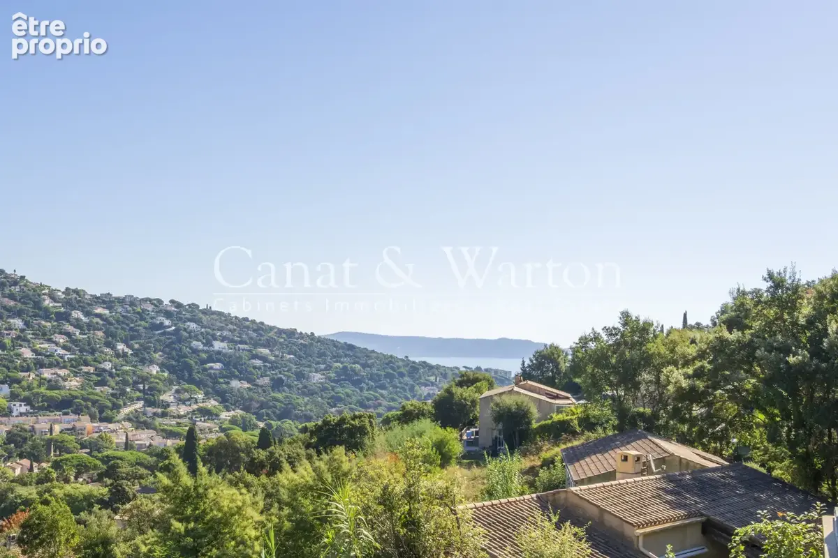 Dans une impasse à cavalaire, villa avec vue mer & piscine - photo 1