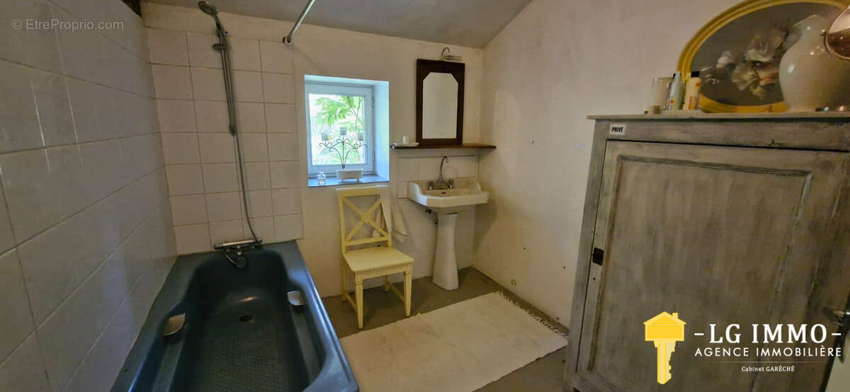 Maison à SAINT-FORT-SUR-GIRONDE