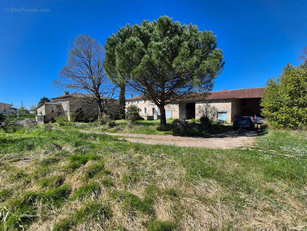 Maison à SAUVETERRE-DE-GUYENNE