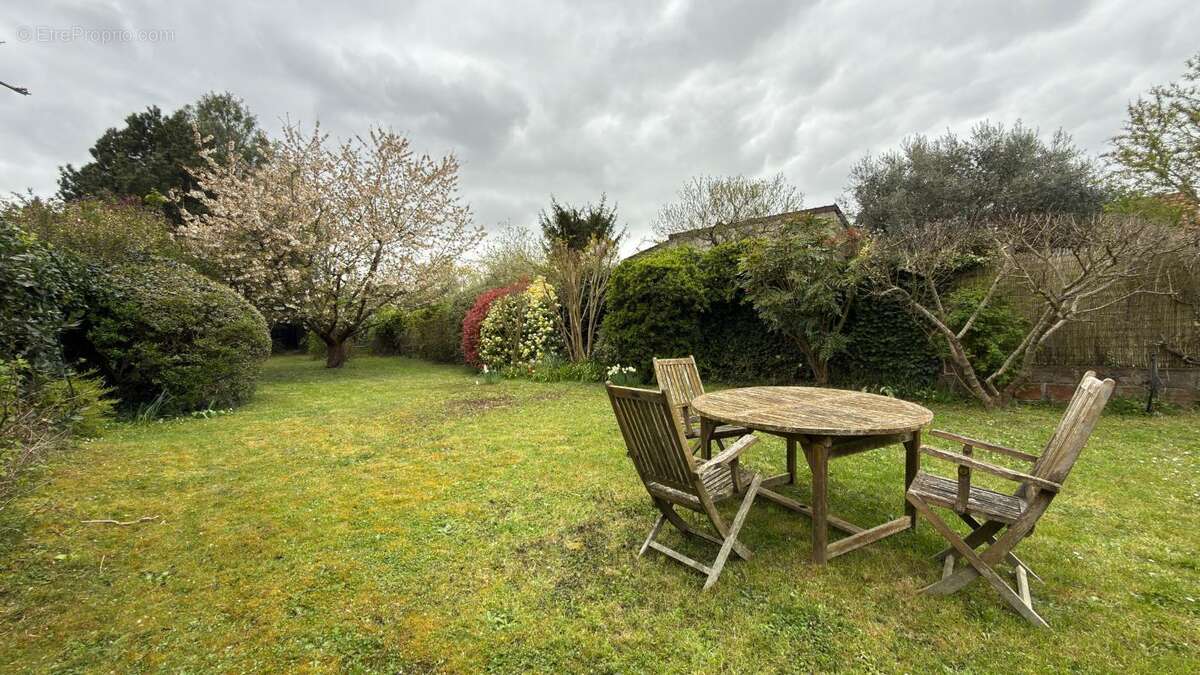 Maison à NEUILLY-SUR-MARNE