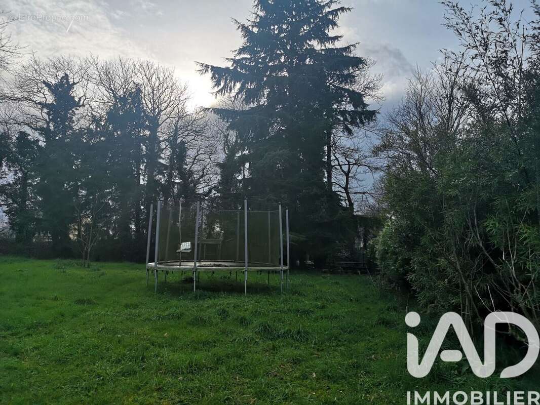 Photo 3 - Terrain à QUIMPER