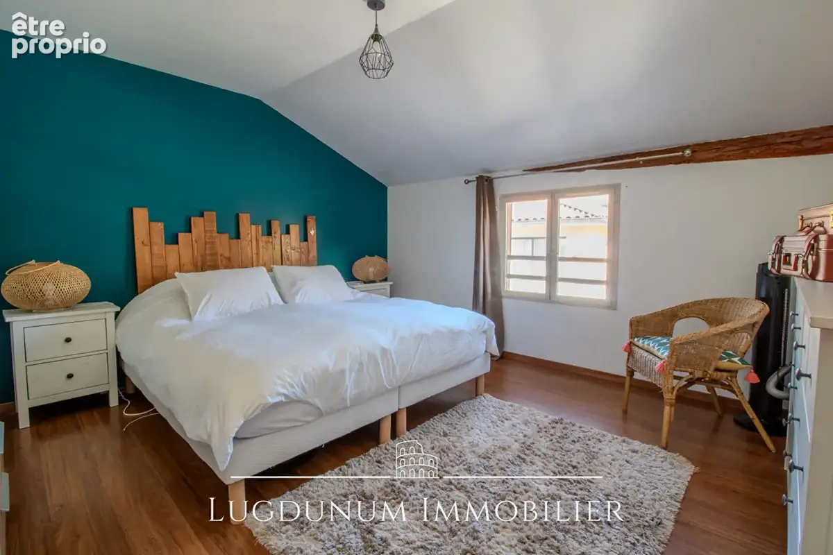 Appartement type 4 en plein centre ville - photo 7