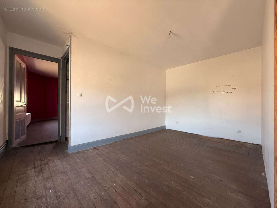 Maison 101 m² à Lion-Devant-Dun  - photo 4