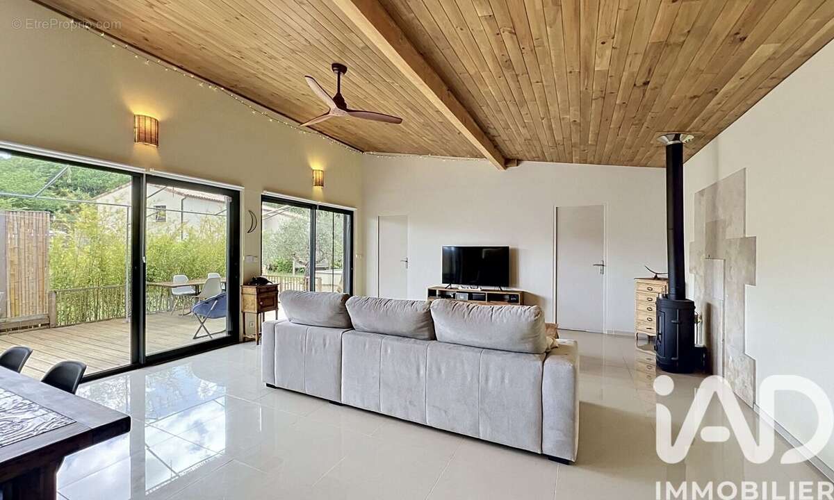 Maison 85 m² à Salazac  - photo 9