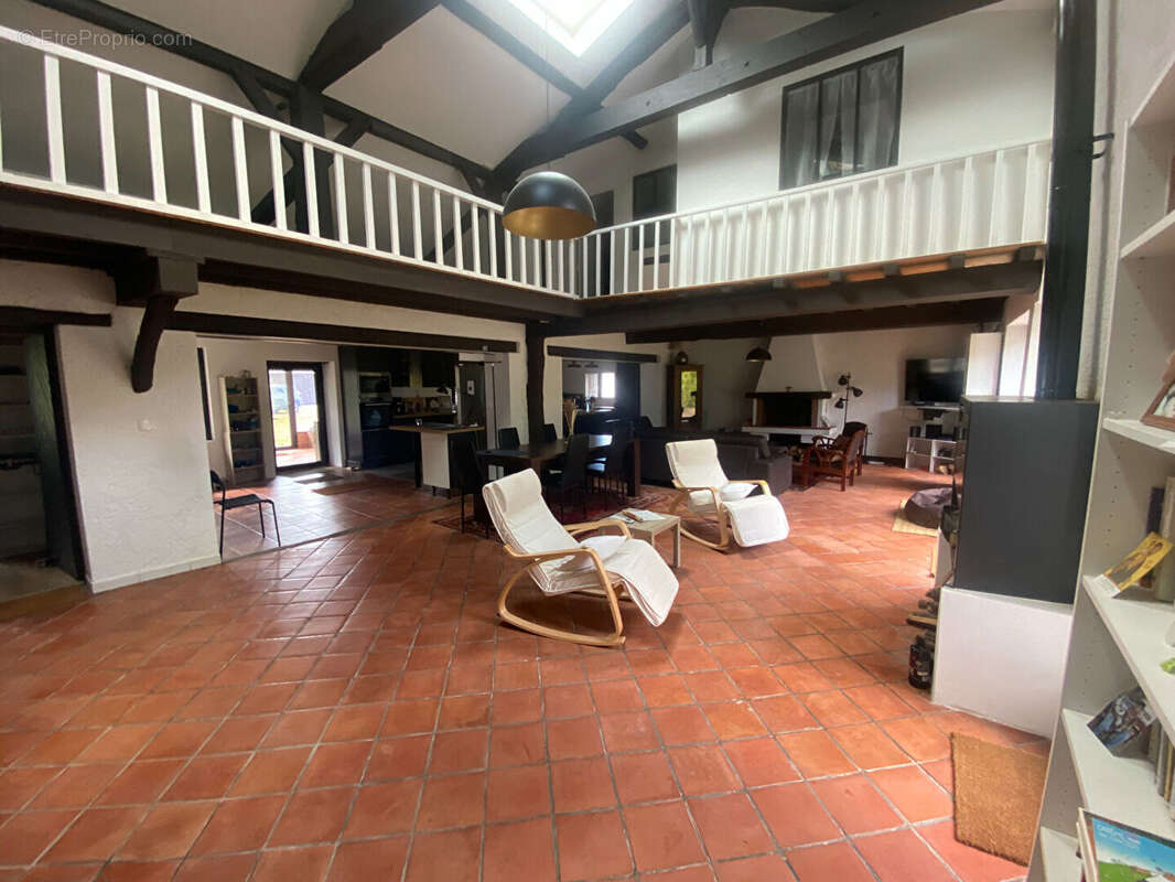 Maison à SAUGNACQ-ET-MURET