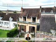 Maison à AZAY-LE-FERRON