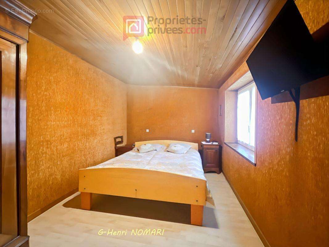 Maison Marsac Sur Don 9 pièce(s) 228 m2, 7 chambres - Terrain de 2428m² - photo 5