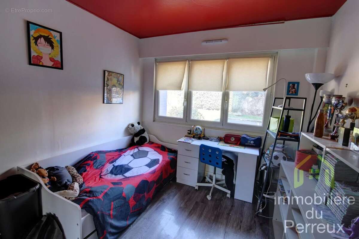 Appartement à LE PERREUX-SUR-MARNE