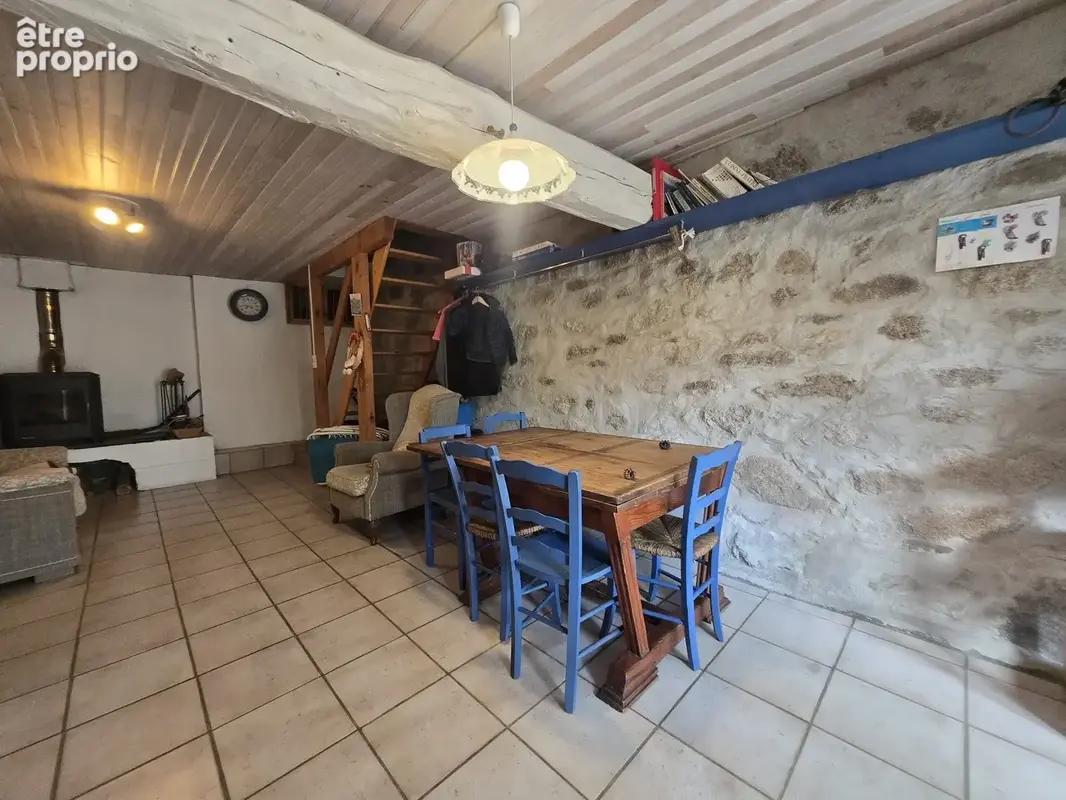 Maison 83 m² à Carcanieres  - photo 2