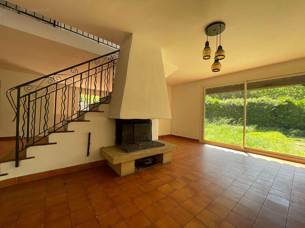 Maison à SAINT-MANDRIER-SUR-MER